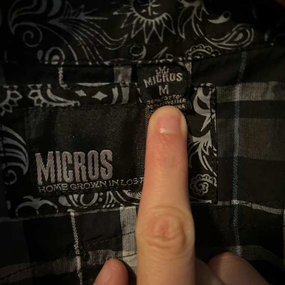 Micros Y2K button up - Picture 5 of 7
